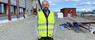 Öppet hus i nya idrottshallen: "Otroligt mycket folk"