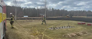 Större gräsbrand i Sävast – eldning spred sig