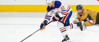 Arvidsson petad i Edmonton – som vann igen mot Vegas 