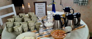 Våffelfika har gett 10 000 till välgörenhet