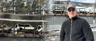 Jesper sprang ut för att rädda nyservade bilen: "Hopplöst"