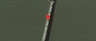 En lastbil i trafikolycka på väg 55