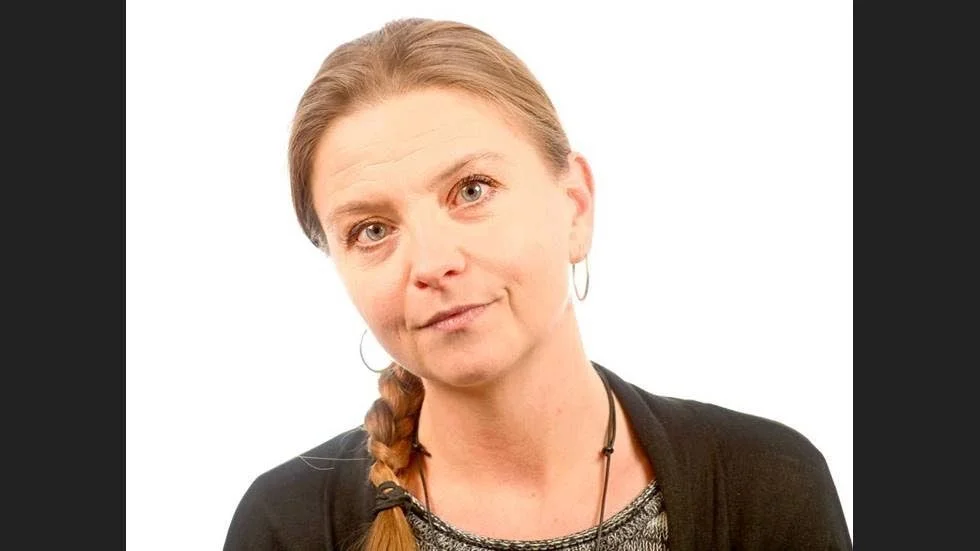 Områdeschef Gabriella Lindkvist Durhan säger att det händer att hemtjänsten måste korta ner besök.