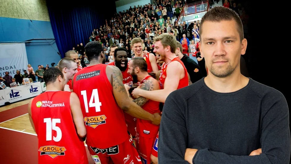 12 april 2015: "Inför ett hoppande, skrikande läktarhav – där 3 000 personer fick det att låta som 27 000 – klev Uppsala Baskets spelare fram, slog ut Borås i semifinal och visade vad ett långsiktigt arbete kan ge för resultat"