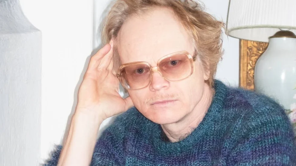 Martin Luuks nya roman handlar om självförbrännande artisteri.