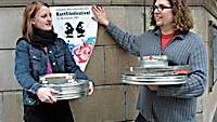 Filmfestivalchefen Åsa Garnert och programchefen Christoffer Olofsson har hanterat en del rullar under året. På måndag startar en filmfestival för tjugonde gången i Uppsala, vilket ska firas på flera sätt.