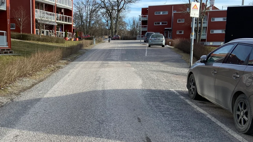 Arbetet med att byta ut vatten och avlopp under Frejastråket beräknas vara klart i juli. Då ska även vägen vara uppdaterad och en komplett cykelbana byggd. Första spadtaget tas den 14 mars och det är en sträcka på 400 meter som grävs upp.