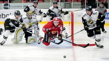 ishockey Almtuna - AIK, Almtuna nr 10 Fredrik Vestberg