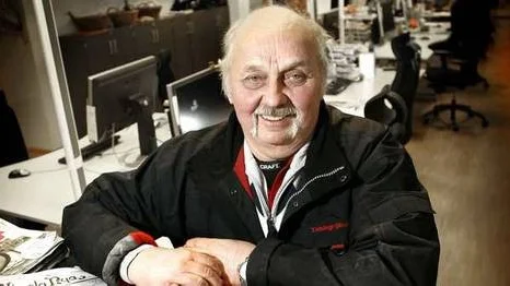 Ove Johansson , tidningsbud