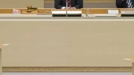 Reinfeldt och Sahlin, lika svarslösa bägge två.