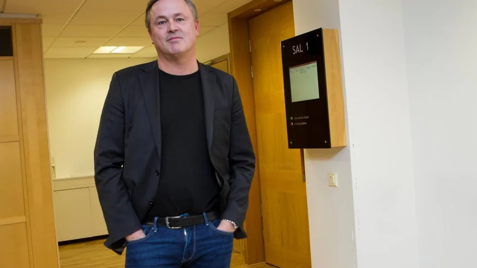 Stefan Wallin, den misstänkte mannens advokat, hävdar att mannen är helt oskyldig till de brott han misstänks för.