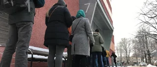 Polis kallades till Skatteverket - "Tvingades låsa"