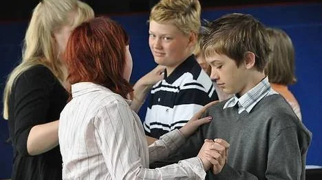 För Pontus Myhrberg blev det sista dansen på Gräsö skola, i alla fall som elev. I höst börjar han på Frösåkersskolan i Östhammar.