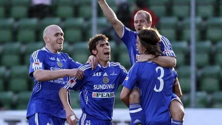 Johan Patriksson jublar efter sitt mål mot Trelleborg. Nu ser han ut att lämna Sundsvall.