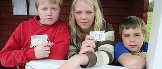 Föräldrar kritiserar bussbolag