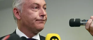 Han försvarar demokratin