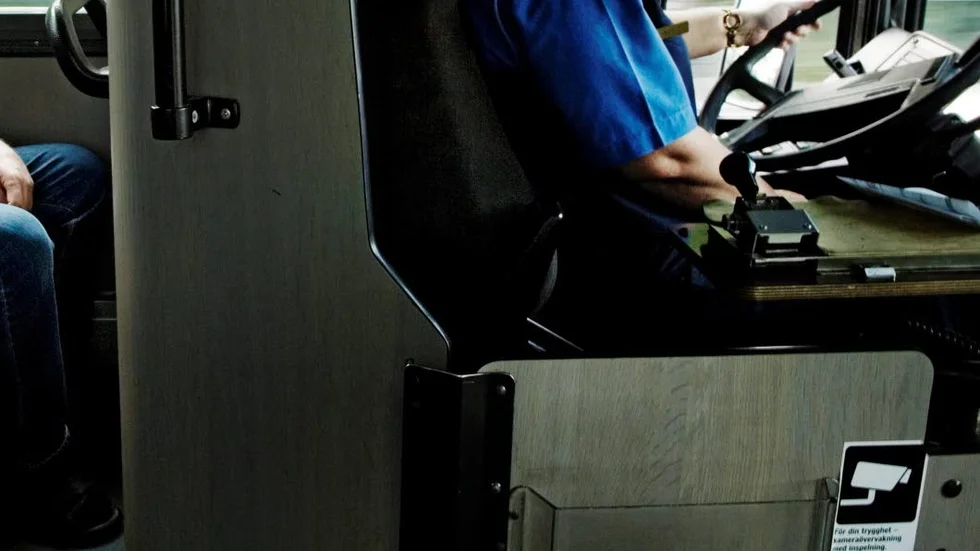 Bussbranschen har gjort ett eget avtal som går förbi EU:s regler om om vilotider, skriver Dick Åhman.