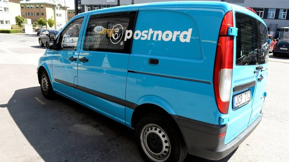 Slarvar. Postnord slarvar med utdelningen, skriver Gunilla.