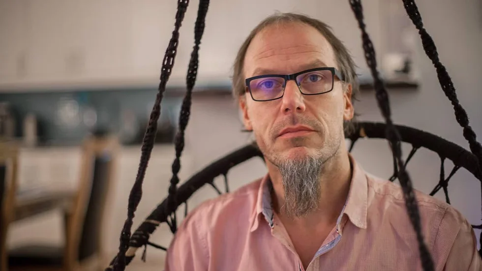 Hyresregler. Micael känner att han blivit snuvad på lägenhten på grund av hur reglerna tolkats.