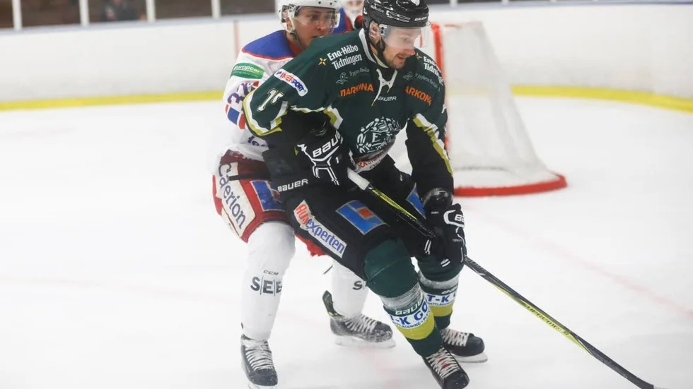 Målbäst. Simon Cederborg-Nilsson är ESK:s bäste målskytt hittills. Kan han hitta rätt mot Surahammar?