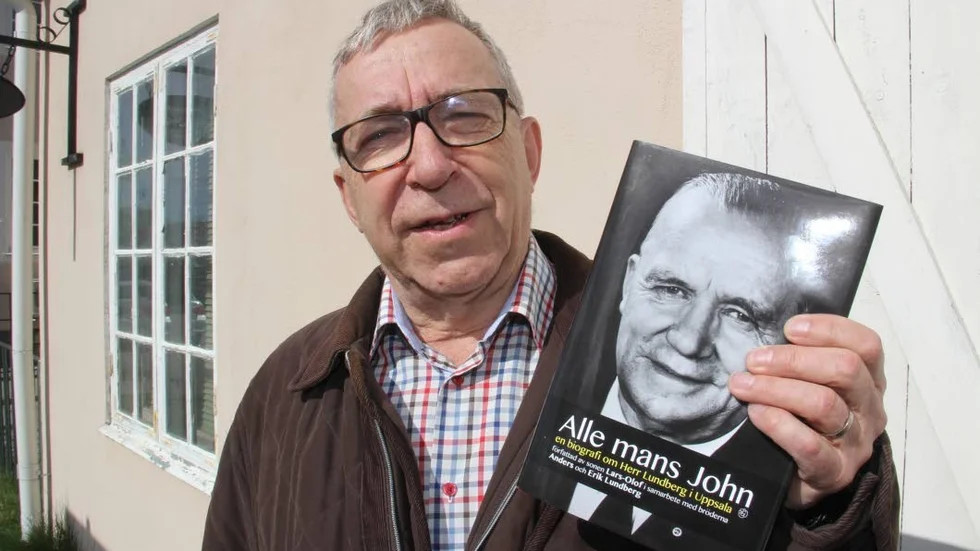 Erik Lundbergs pappa John Lundberg var en både känd och uppskattad politiker. Nu har boken om John getts ut.