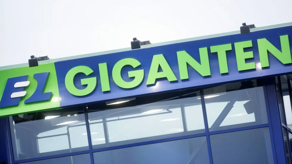 Stöld. Högtalare togs från butiken i Enköping.