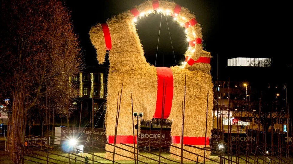Gävlebocken. Halmen från Enköping brann inte i år.