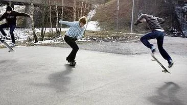 Långfredagsskejtare från vänster: Ingemar Södergren, Fabian Frykenfeldt och Linus Thorslund.