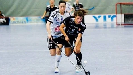 Linda Andersson nr 86) stod för två avgörande mål för sitt FBC.