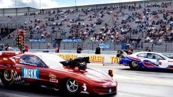 Tierp Arena under EM i dragracing.