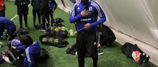 Flydde kriget i Ukraina – nu kan han tvingas lämna Storfors fotbollslag