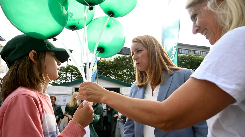 Centerpartiets partiledare Annie Lööf har motstridiga känslor i valspurten – en känsla av medvind för partiet men klump i magen över det tonläge och hat hon ibland möter.