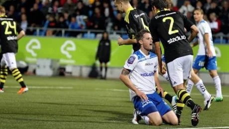 Miss. Gunnar Heidar Thorvaldsson deppar efter att ha missat sin och IFK Norrköpings bästa målchans i 0-1-förlusten mot AIK. Foto: Peter Holögersson/Runpix