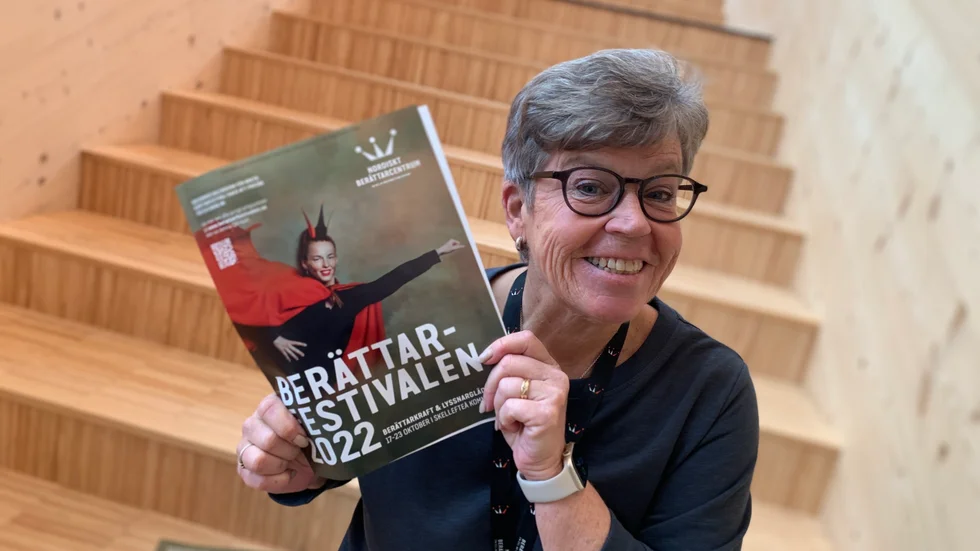 Monika Lindgren, festivalgeneral för Berättarfestivalen 2022, är storglad över årets festivalprogram som innehåller programpunkter från nästan 50 olika arrangörer i kommunen.
