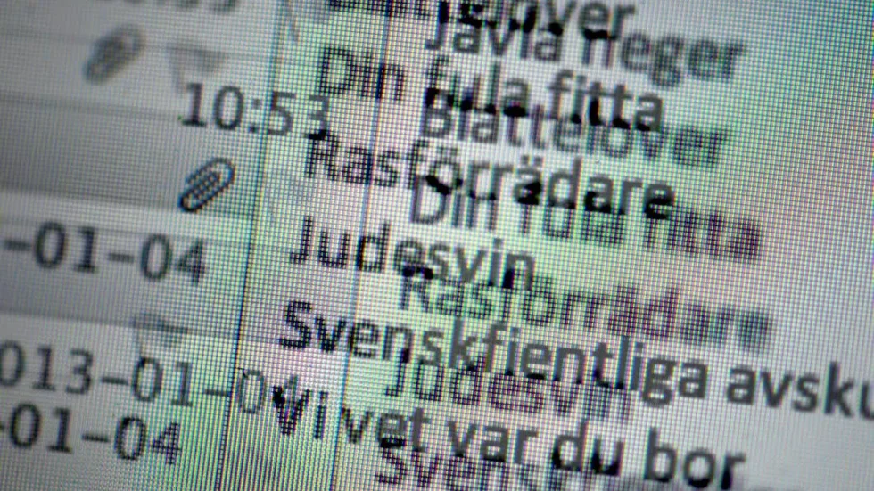 Näthatet är vidrigt. Expressen gör en bra insats som avslöjar hatare som tror de är anonyma. SD har också anledning att tacka och ta emot.