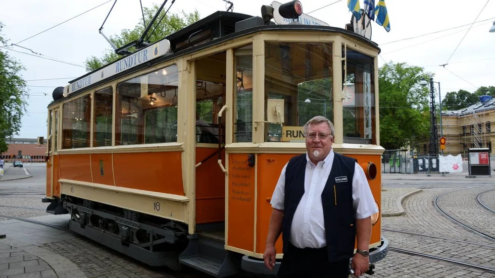 Veteraner. Vagnen har varit aktiv sedan 1902 och Willy Forsström har kört den sedan 1979.