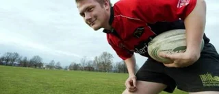Efter ett års rugbyträning är Fredrik landslagsman