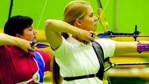 Finspångsskytten Elin Kättström hade inga problem med siktet i Vallonträffen, som avgjordes i helgen, utan vann komfortabelt DF 19-klassen.
FOTO: TITTI OLOVSSON