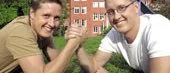 TVILLING-DUELLEN
<I>I kväll möts Dennis & Tony för första gången</I>