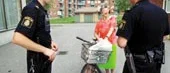 Hon blev utsatt för väskryckare