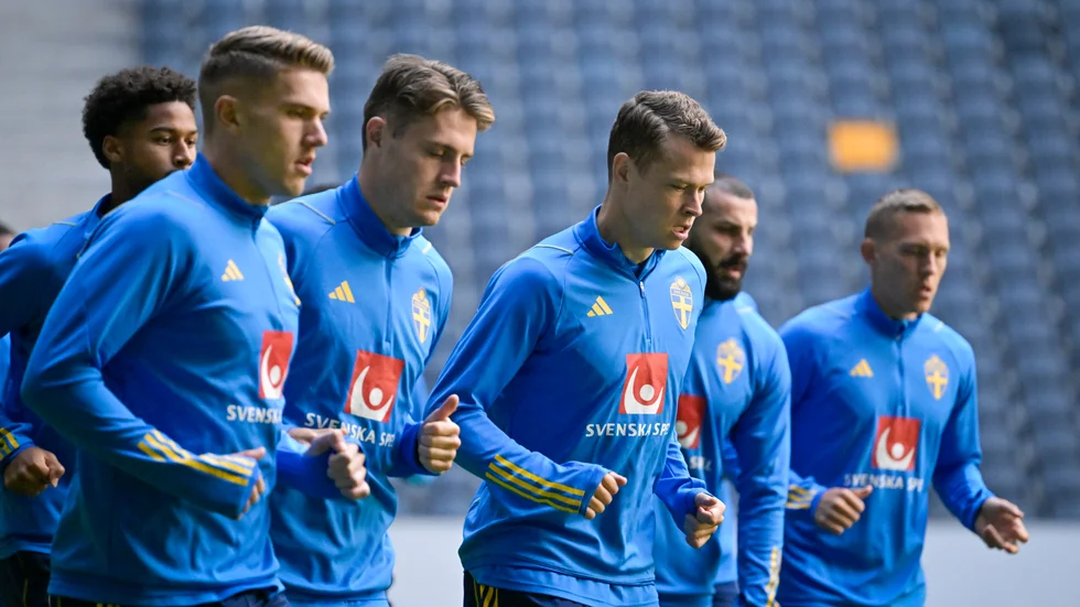 Sverige laddar inför matchen mot Serbien.