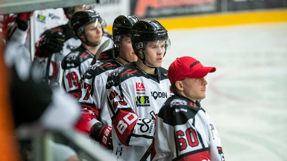 Boden Hockey kommer skicka sin sändningar till Hockeyettans plattform för att unvika nya rättstvister. 