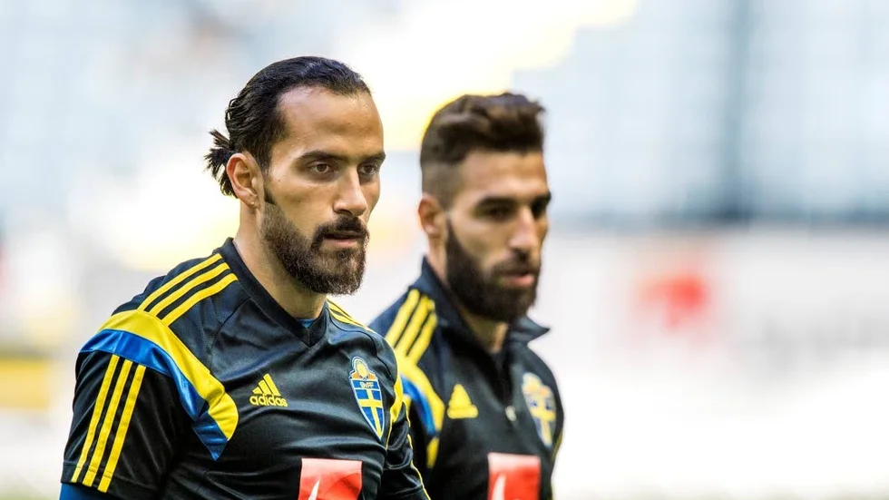 Erkan Zengin väntas inleda EM-kval matchen mot Ryssland på bänken.