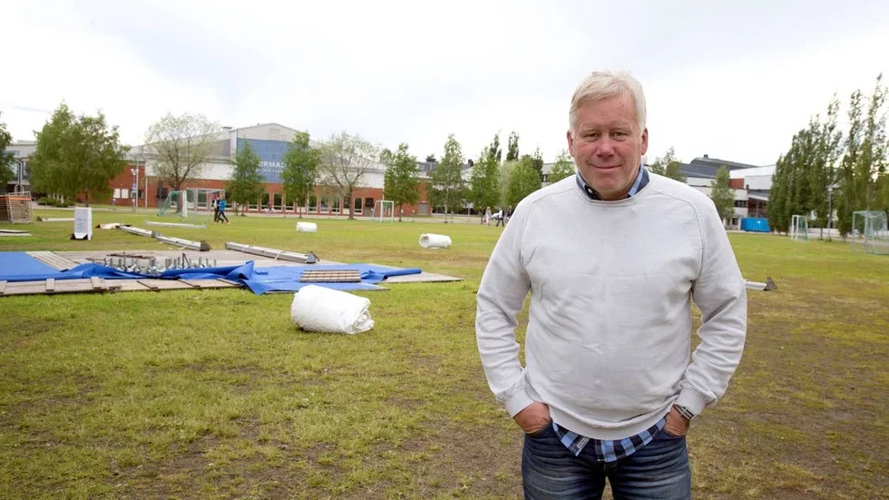 Trött men med ett leende på läpparna. ”Trots problemen har jag en bra känsla”, menar Kjell-Anders Johansson, ansvarig                           för Piteå Summer Games. Nu återstår bara att städa upp efter årets turnering.  
?foto: maria johansson