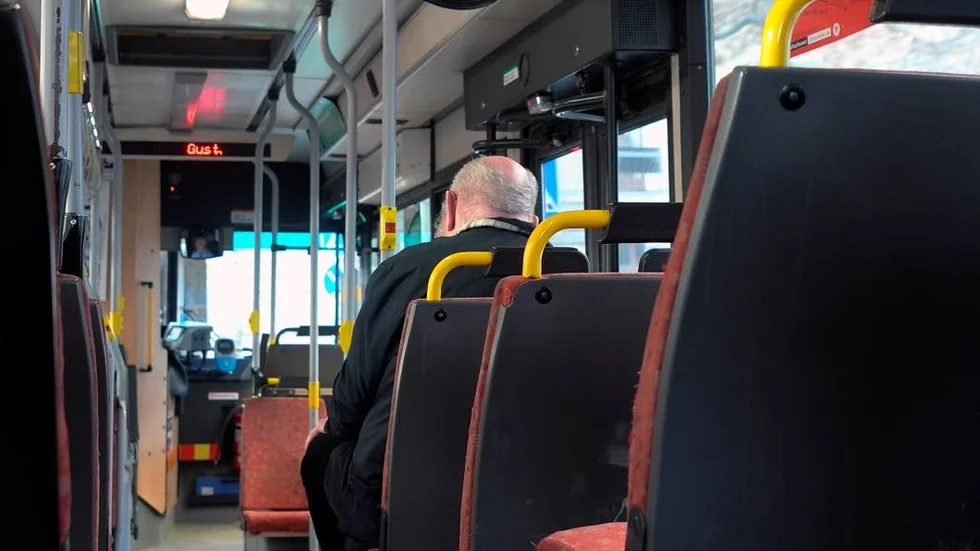 Att åka buss har blivit ett motto för mig då det handlar om att utnyttja den kommunala trafiken som är till för alla, anser skribenten.
Foto Hasse Holmberg / SCANPIX