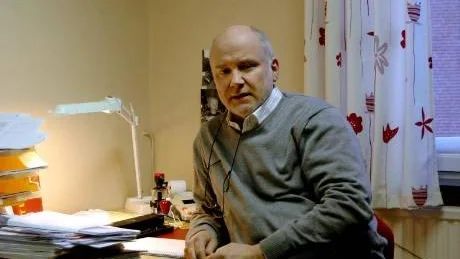 kritik. Malmfältens folkhögskola bedriver hotellverksamhet. Det har retat upp Dan Jakobsson som hellre vill se att studenterna bor på skolan.Foto: ÅSA POROMAA