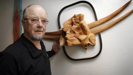 Konstnären Toivo Lundmark har gått ur tiden, 75 år gammal.