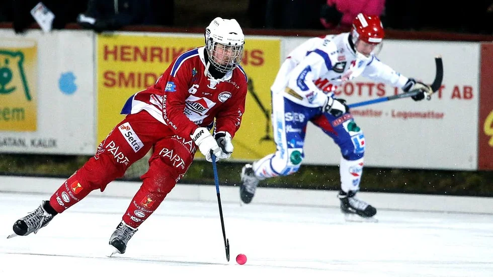 Jonathan Johansson stannar i kalix ytterligare en säsong.