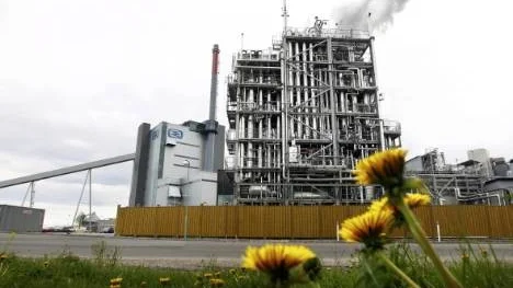 Chemrec-fabriken vid Kappa i Piteå har utvecklats till en högeffektiv producent av miljövänligt drivmedel, bio-DME. Ett bakslag är dock att den första fullskaliga DME-fabrik som planerats i Örnsköldsvik inte blir av.