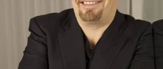 Eddie Izzard till Sverige